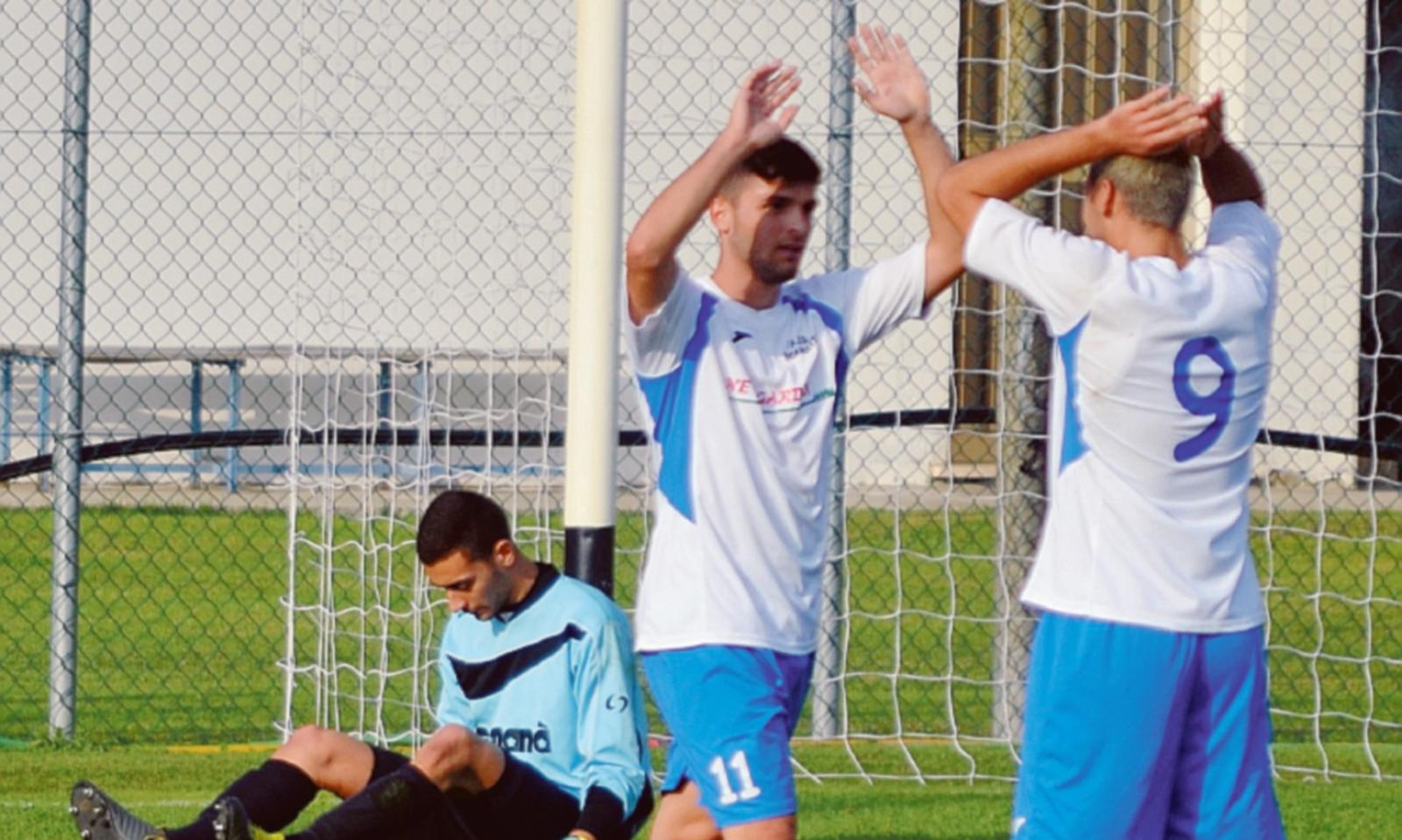 Beverare-Ca&rsquo; Emo ai piani alti