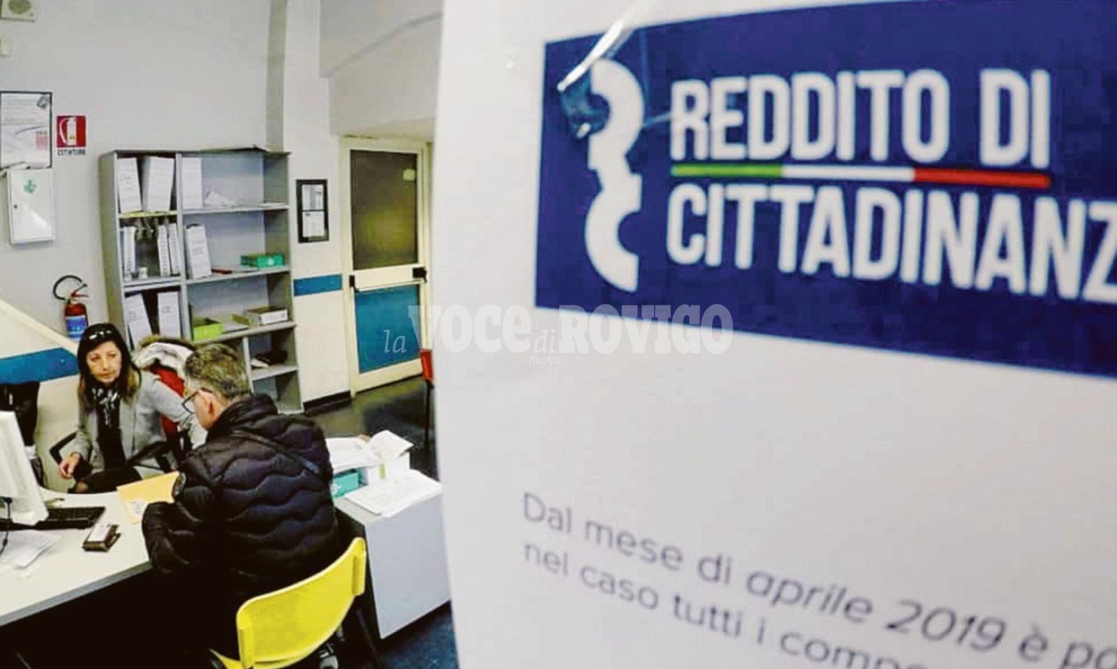 Reddito da divano, &egrave; caccia ai furbetti