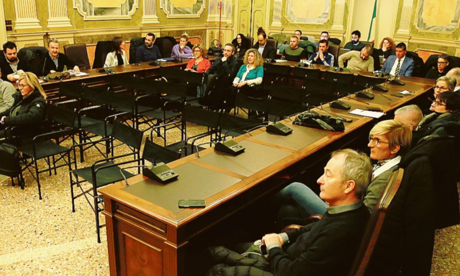 Consvipo, balletto per le poltrone