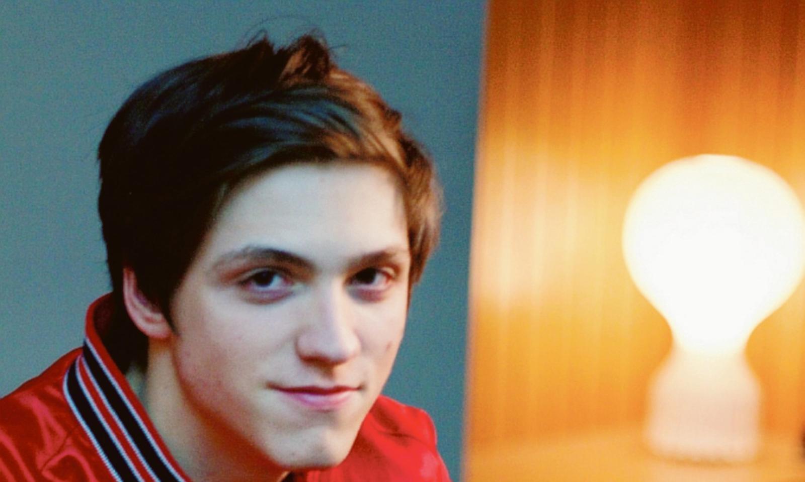 Giovi a Delta Radio stasera in diretta con i suoi inediti