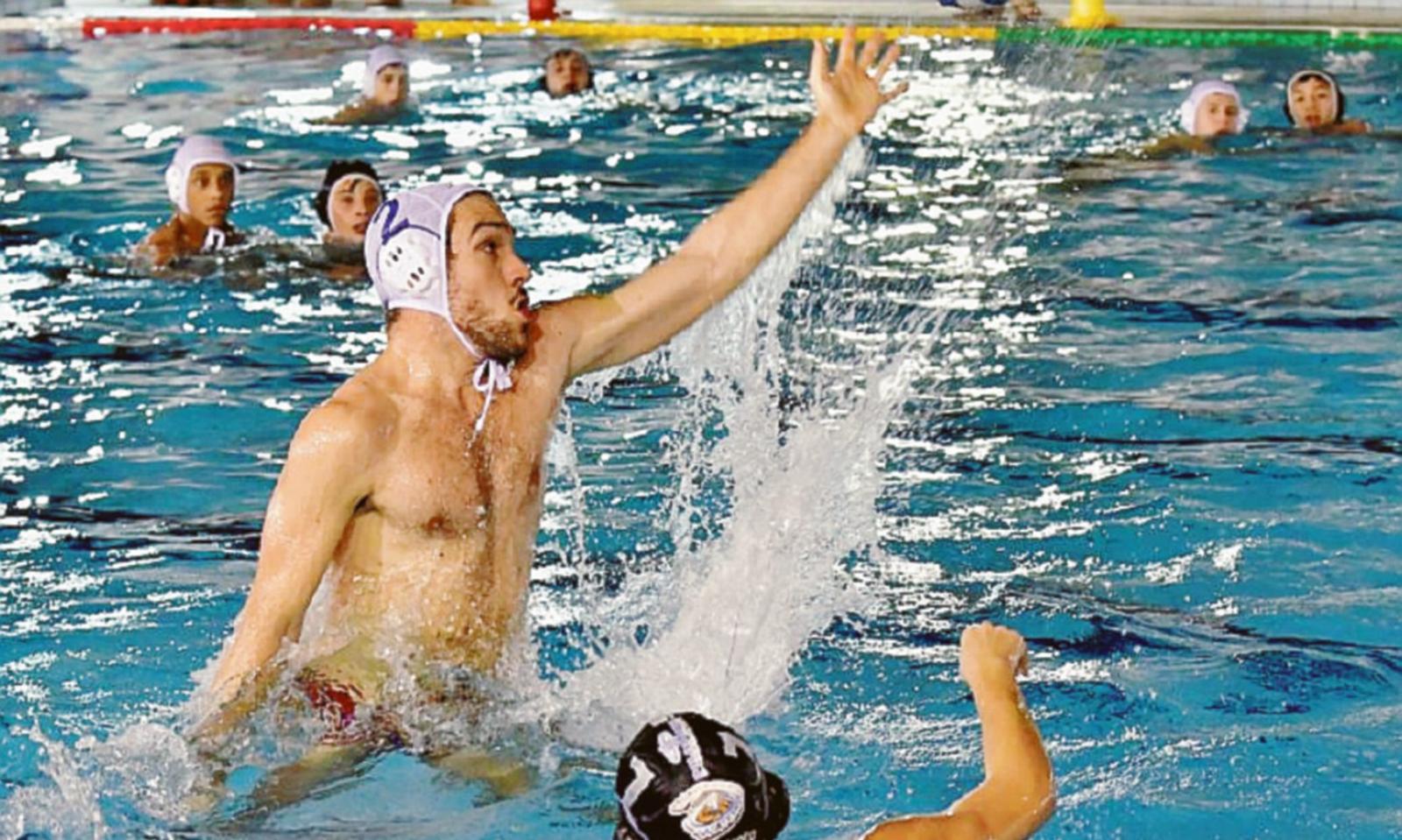 Uno Sporteam schiacciasassi