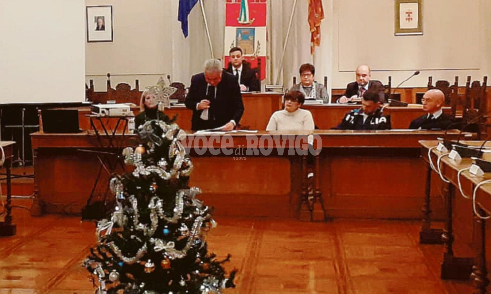 Le fiamme gialle nell&rsquo;ex prefettura