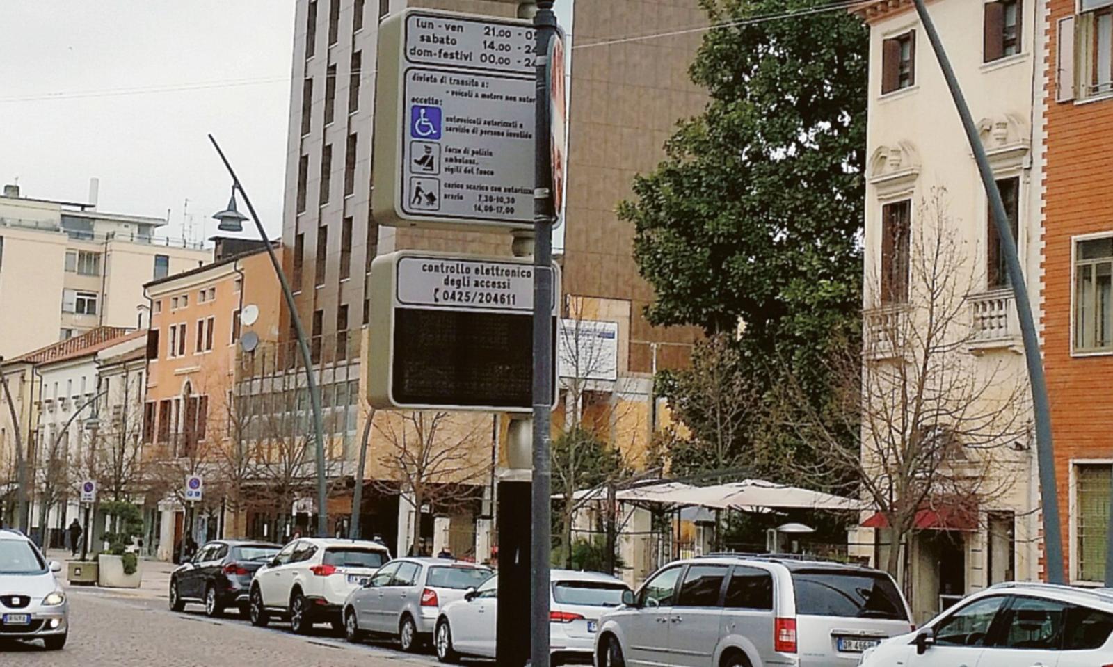 Il varco va in tilt il primo dell'anno: multe e rabbia