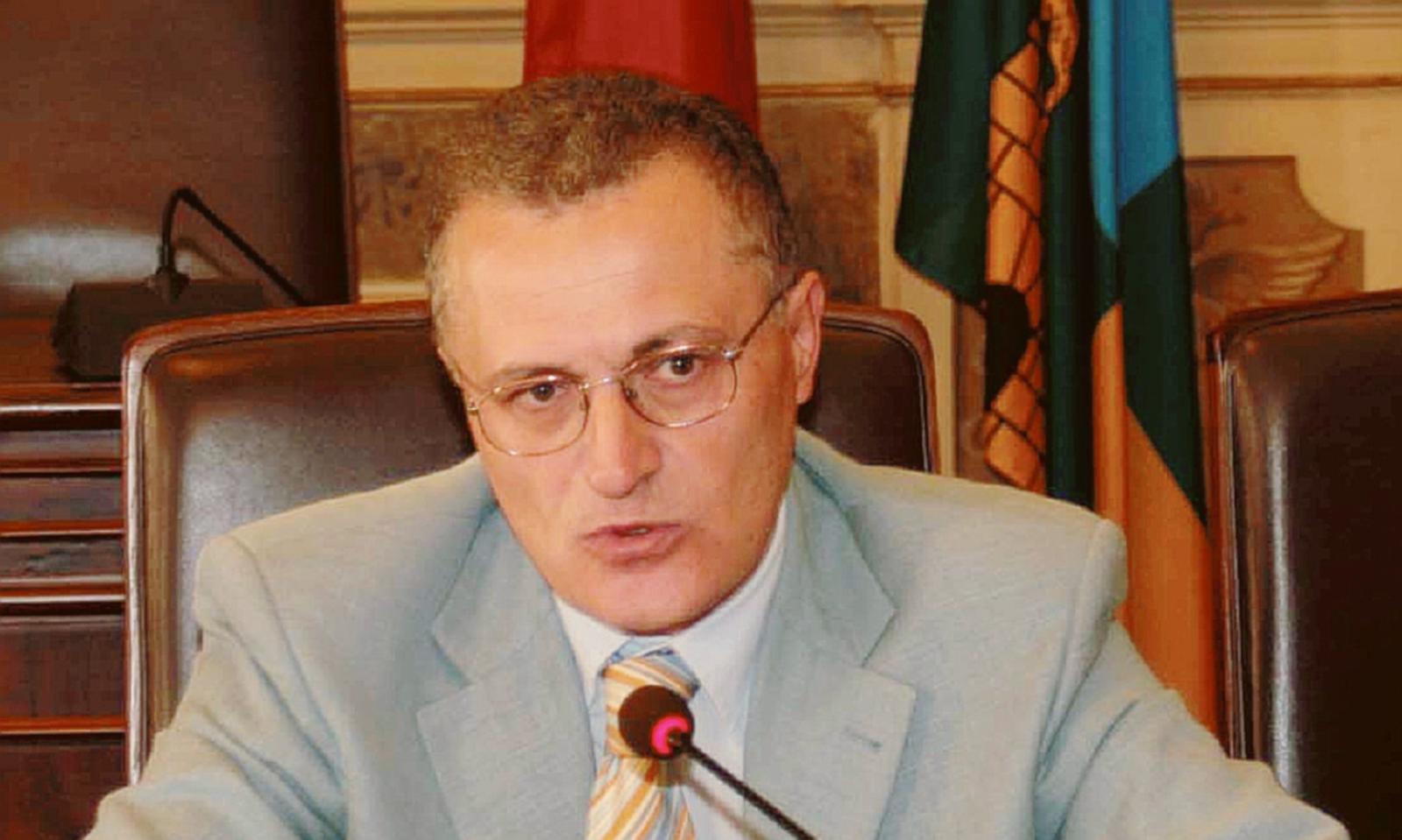 Vanni Bellonzi va in pensione: 38 anni al lavoro per il Polesine