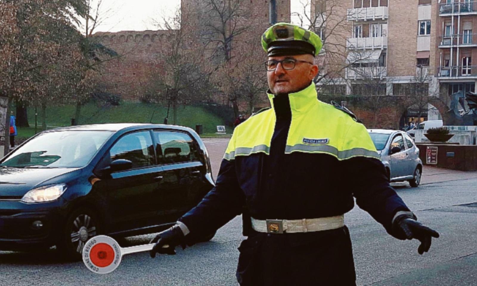 Blocco del traffico: se sbagli due volte, ciao patente