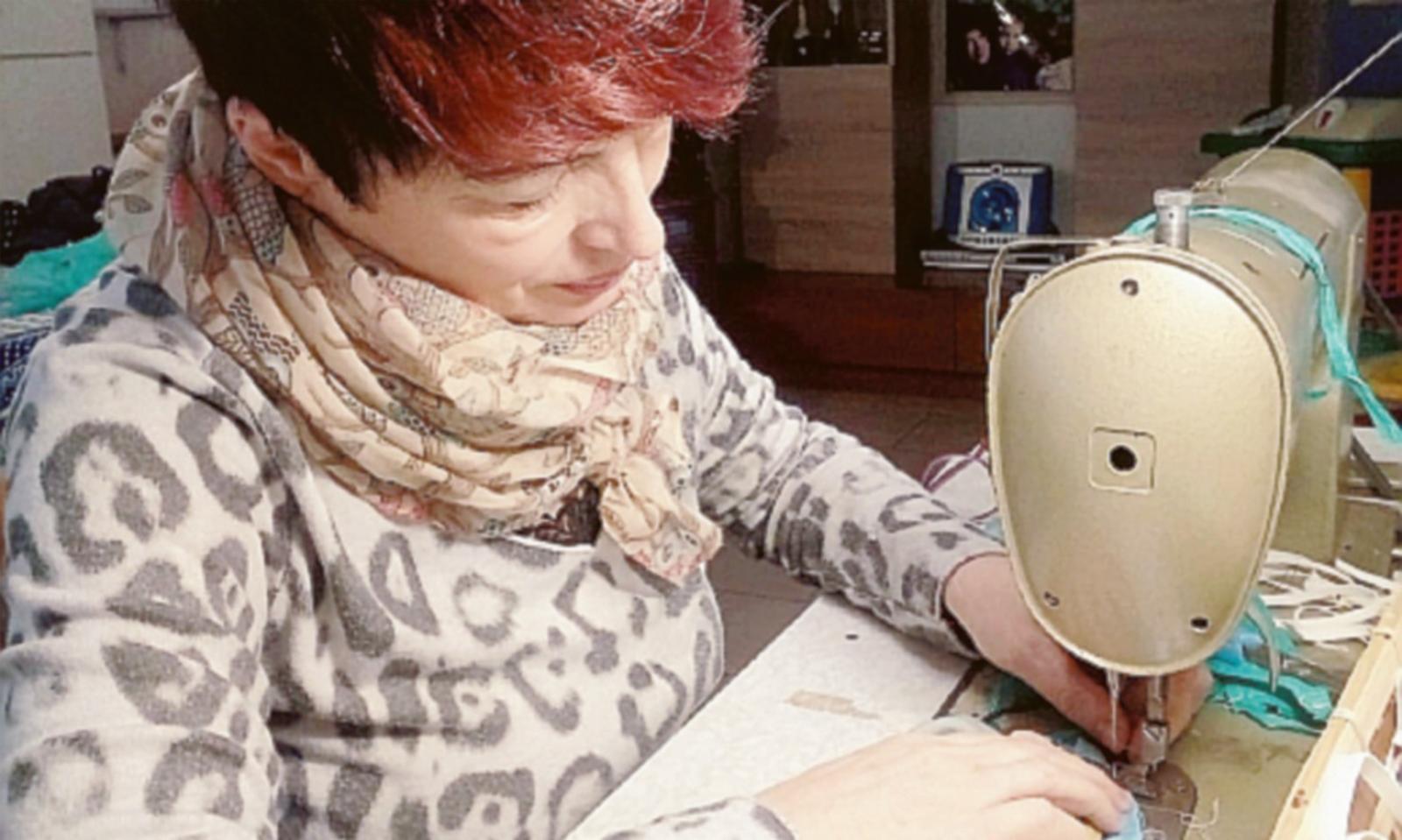 &ldquo;Oltre 400 mascherine per chi ha bisogno&rdquo;