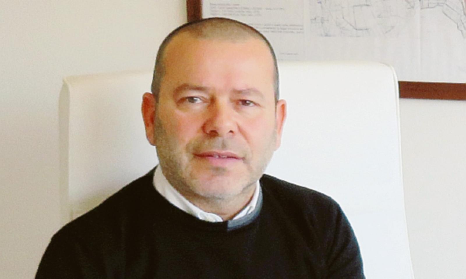 Un pontile di attracco turistico a Pila