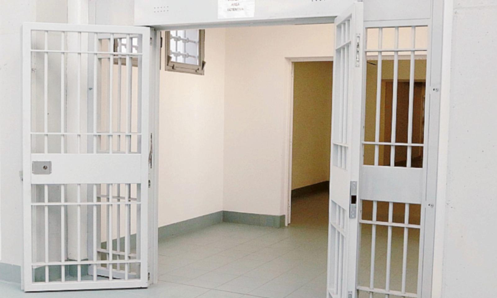 Due boss escono dal carcere di Rovigo: dall&rsquo;alta sicurezza a casa per il coronavirus