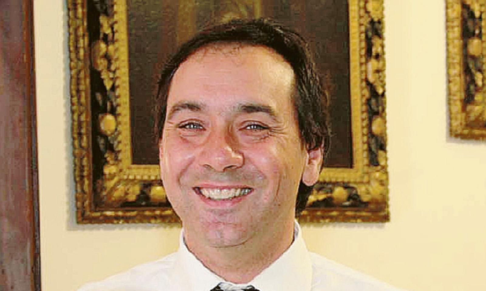 Due poltrone da 90mila euro