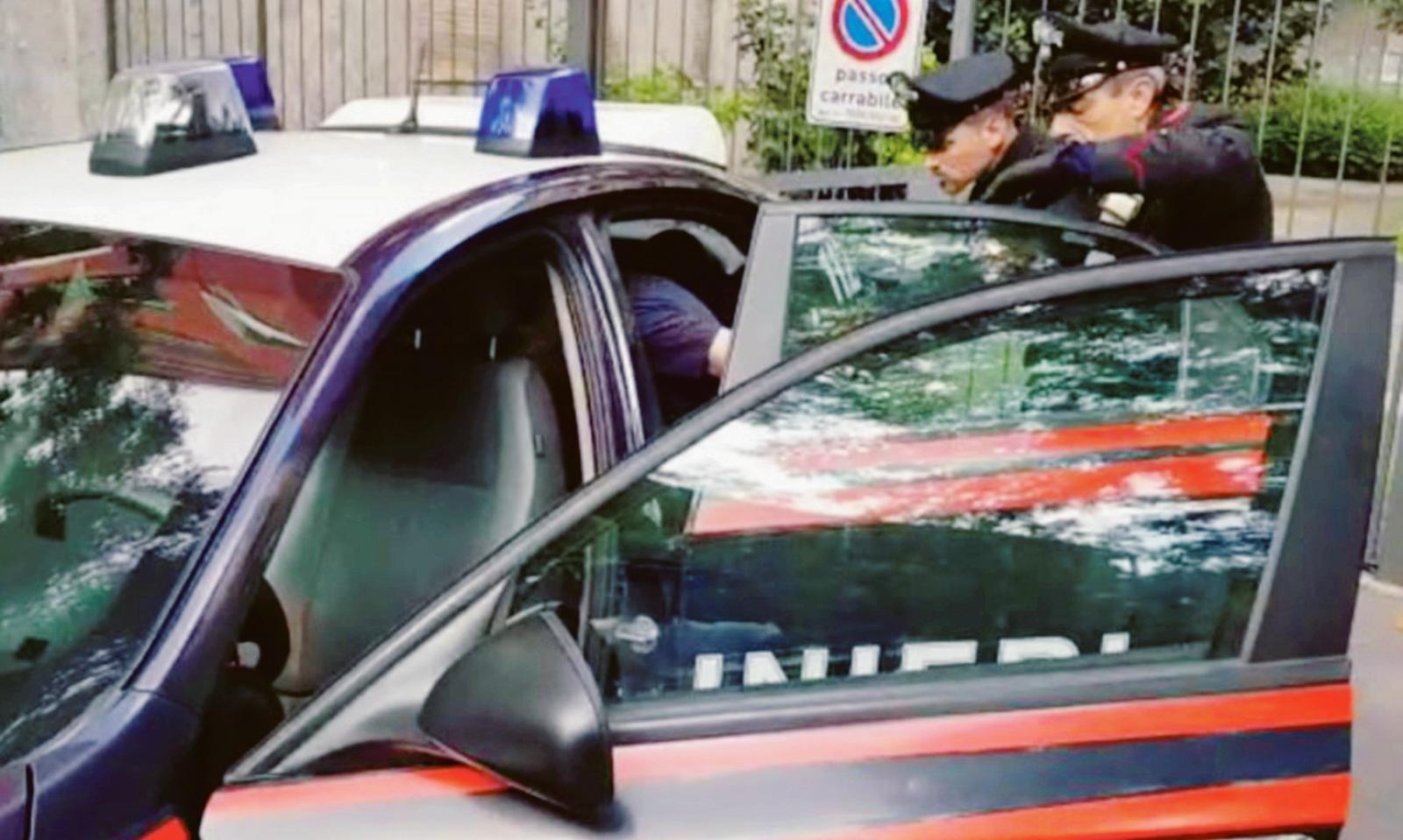 L'ordinanza: &ldquo;Stop alla fogna a cielo aperto&rdquo;