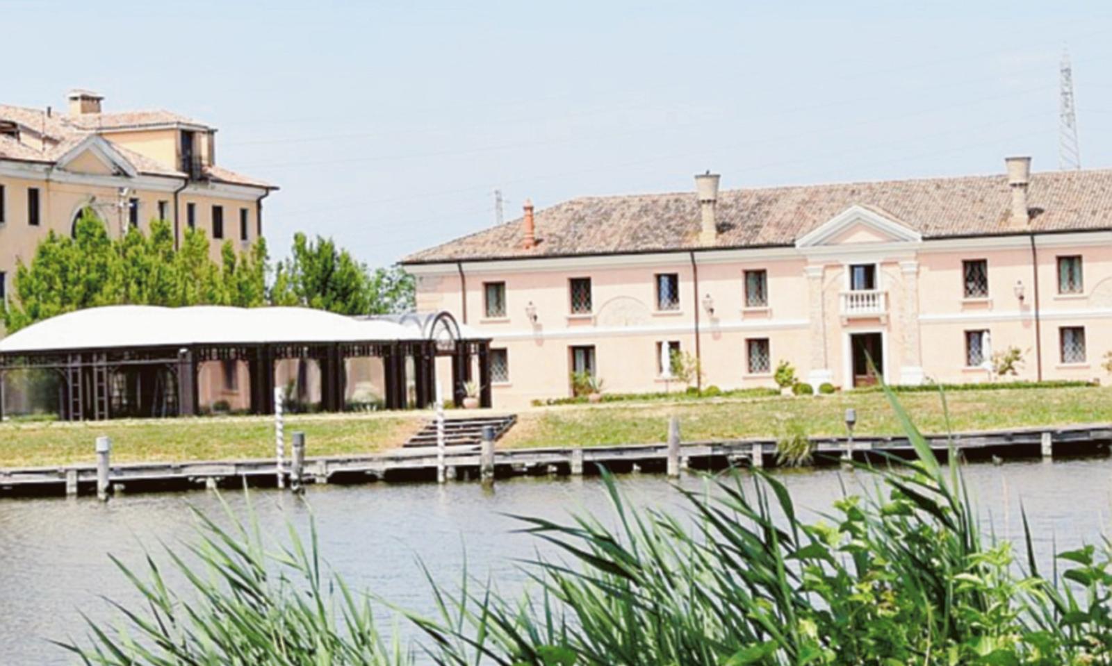 Raid dei ladri a Villa Anconetta, l&rsquo;agriturismo di Bartolomeo Amidei