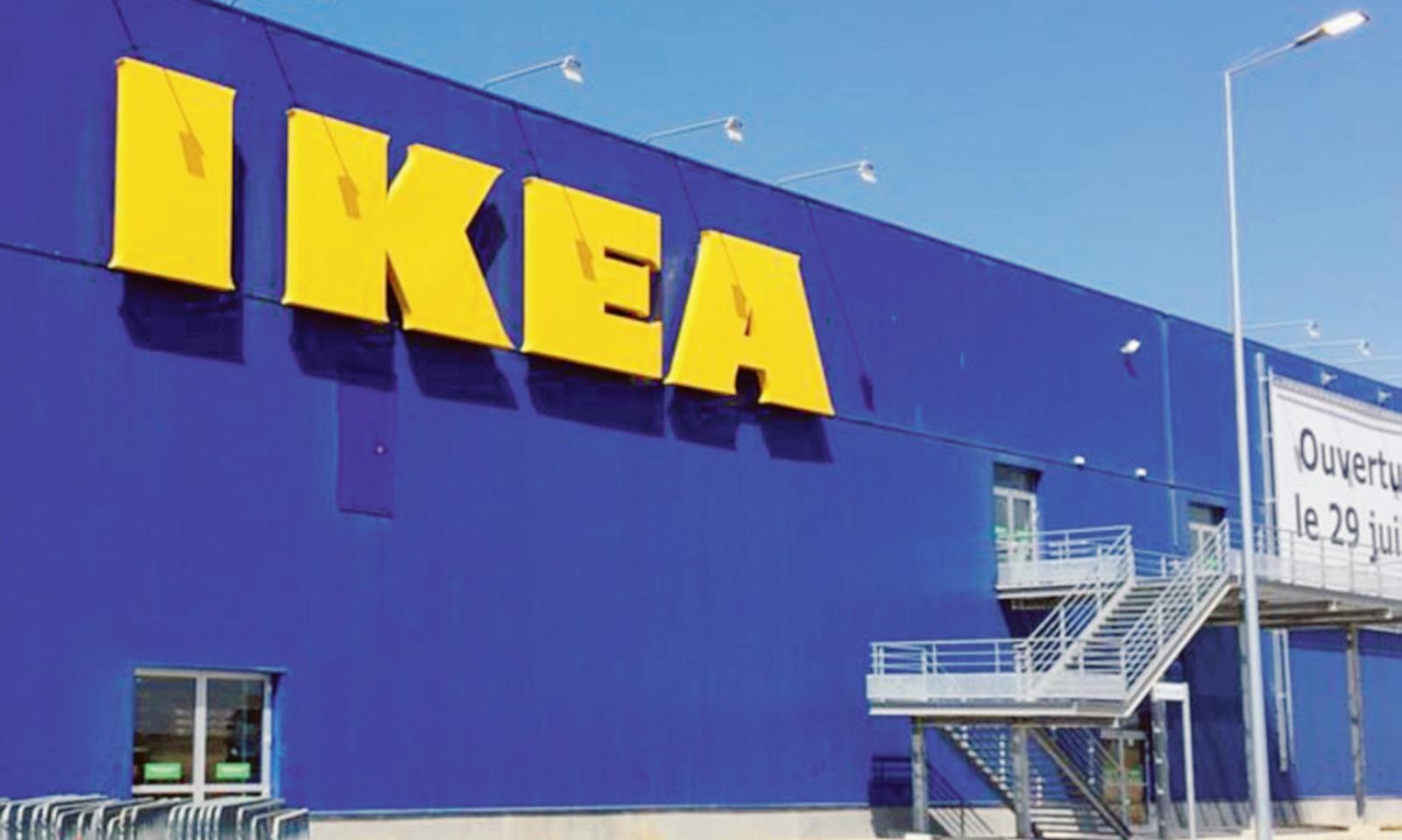 Parte la corte a Ikea: &ldquo;Venite qui&rdquo;