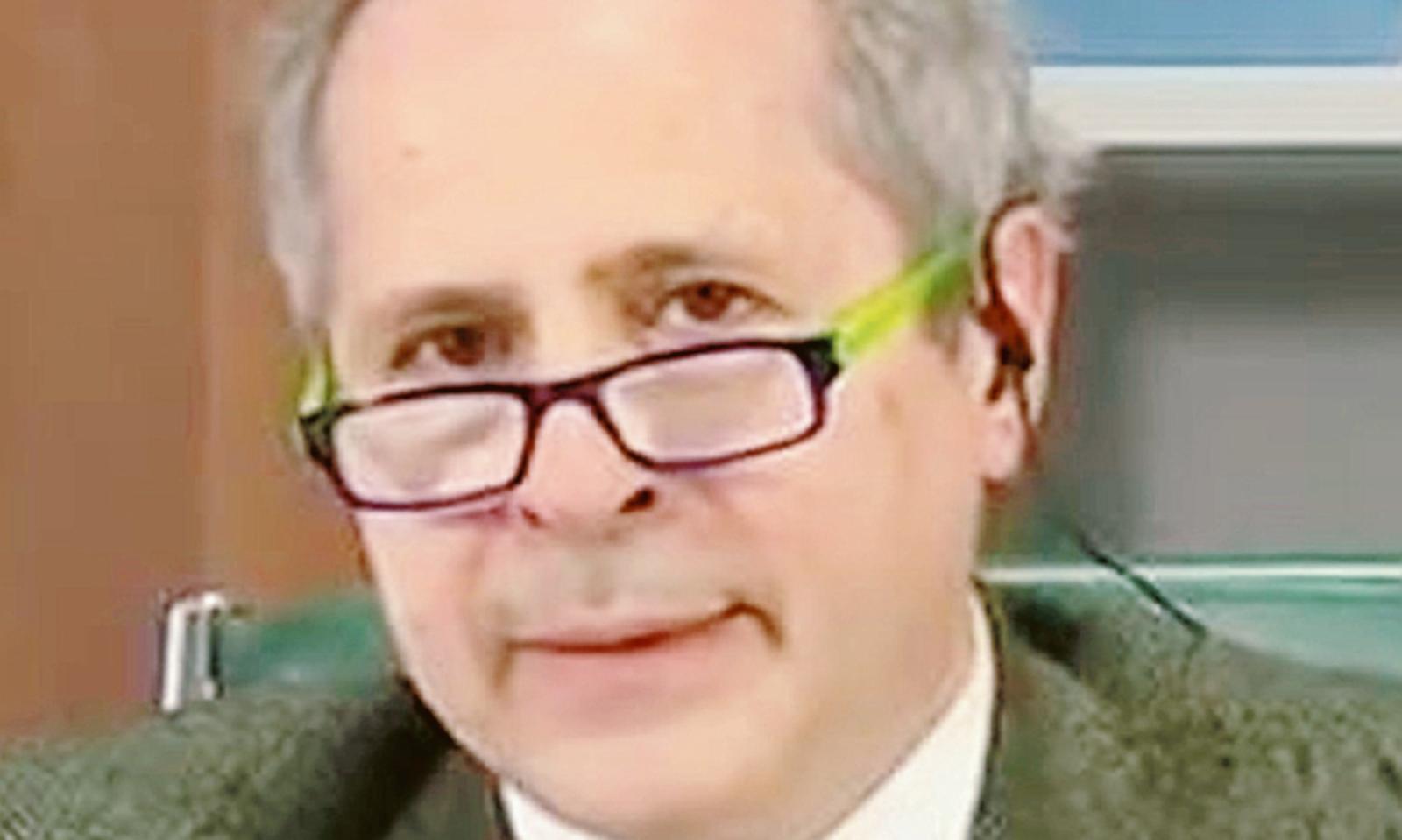 Crisanti: "L'Oms sbaglia per difendersi. Gli asintomatici sono pericolosi"