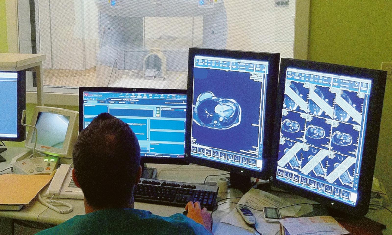 Visite ed esami: prenotateli cos&igrave;