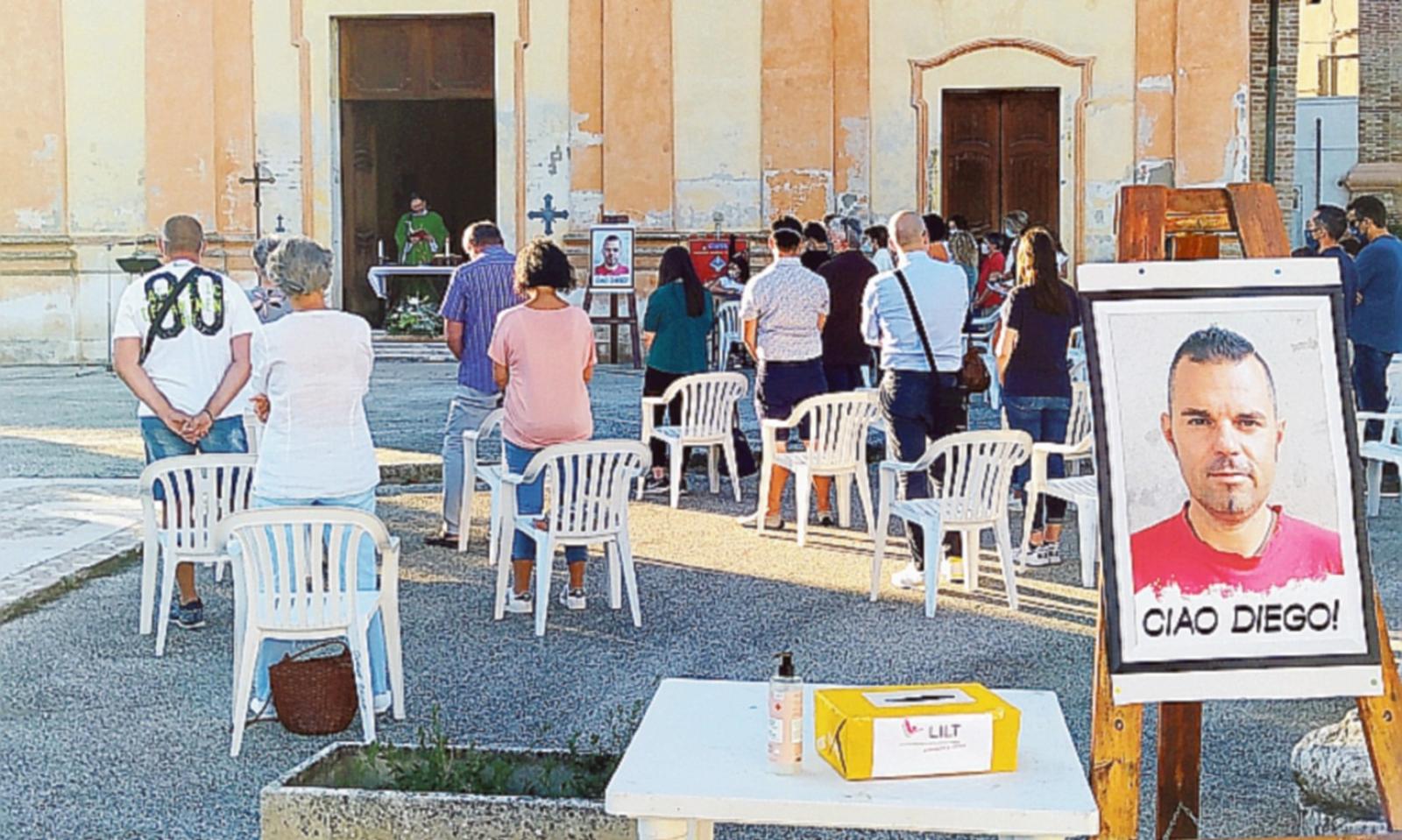 &ldquo;Ciao Diego&rdquo;. Due paesi in lacrime