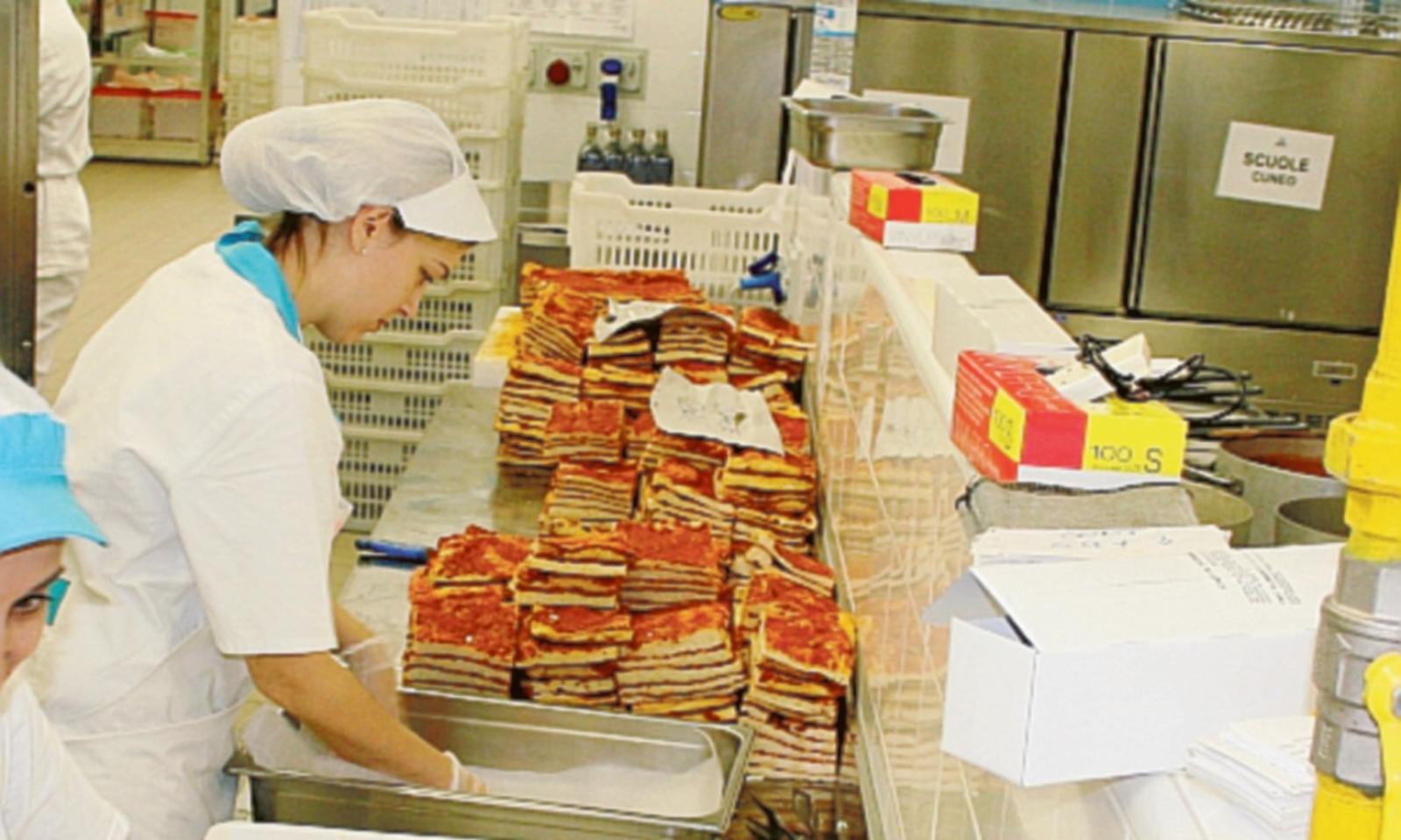 A rischio 100 lavoratori polesani delle mense