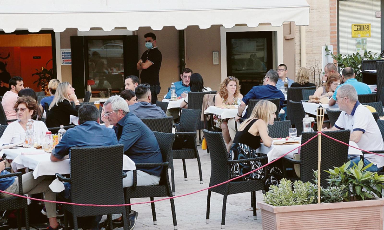 &ldquo;Cara viceministro, dimettiti tu!&rdquo;