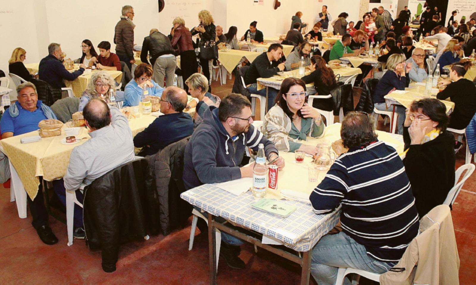 Salta la festa della fiorentina a Borsea. "Non vogliamo fare concorrenza ai ristoranti"