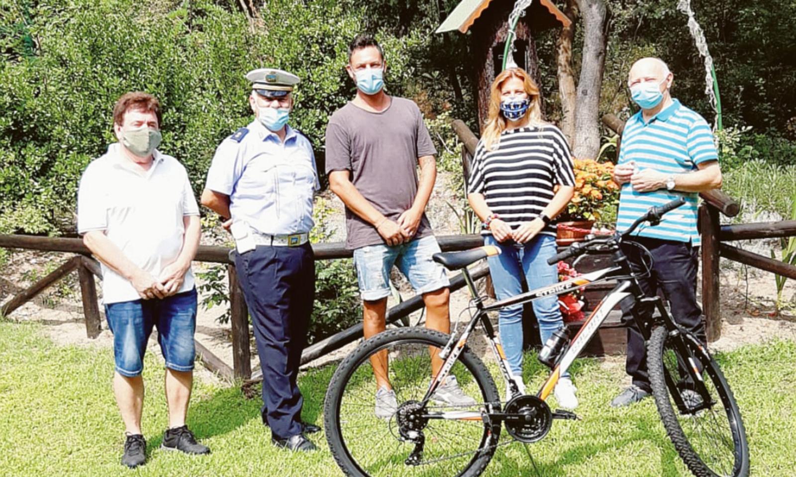 Alle Dune si apre la caccia al... leone