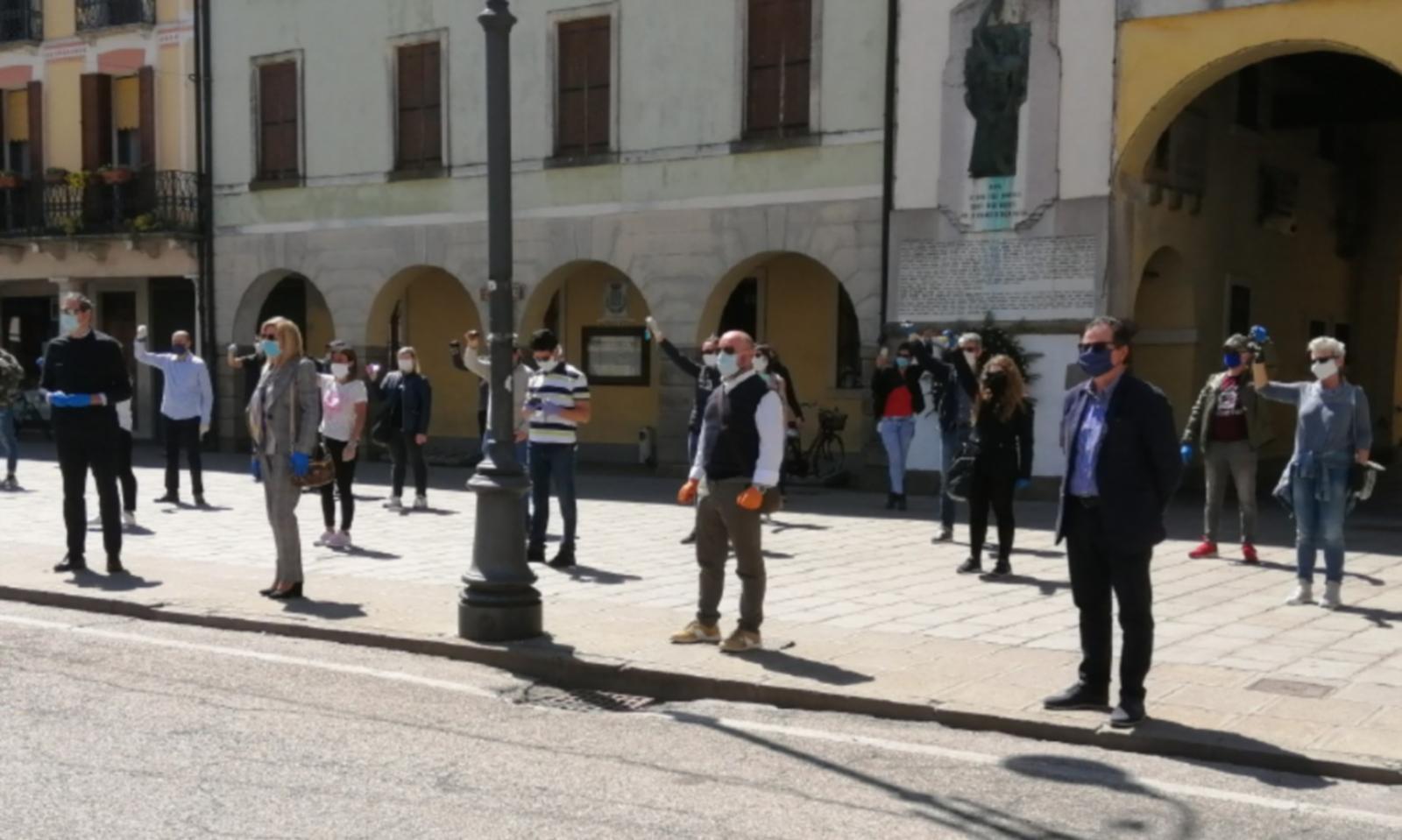 &ldquo;Stop all&rsquo;abusivismo porta a porta&rdquo;