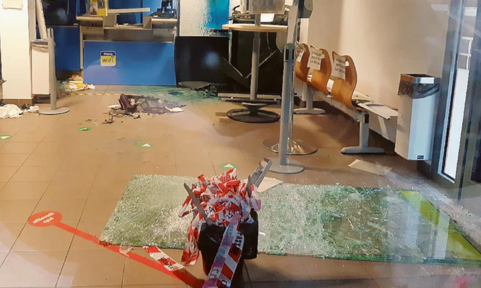 Donada, ufficio postale ancora chiuso dopo due settimane dall'assalto