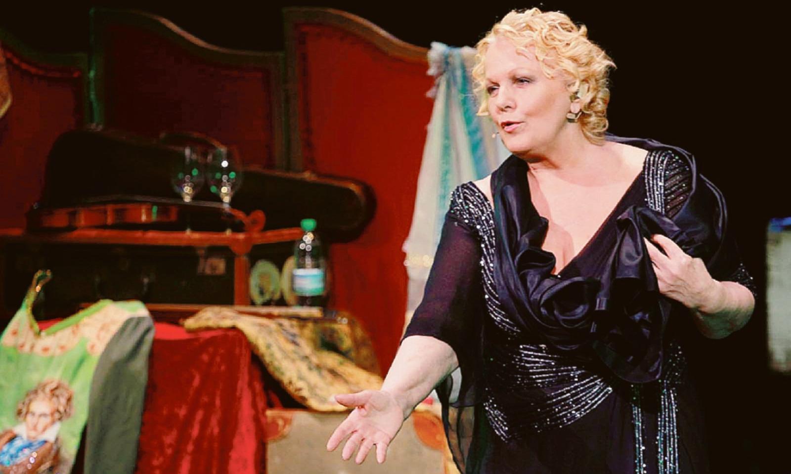 Katia Ricciarelli: "Finalmente mi hanno vaccinata"