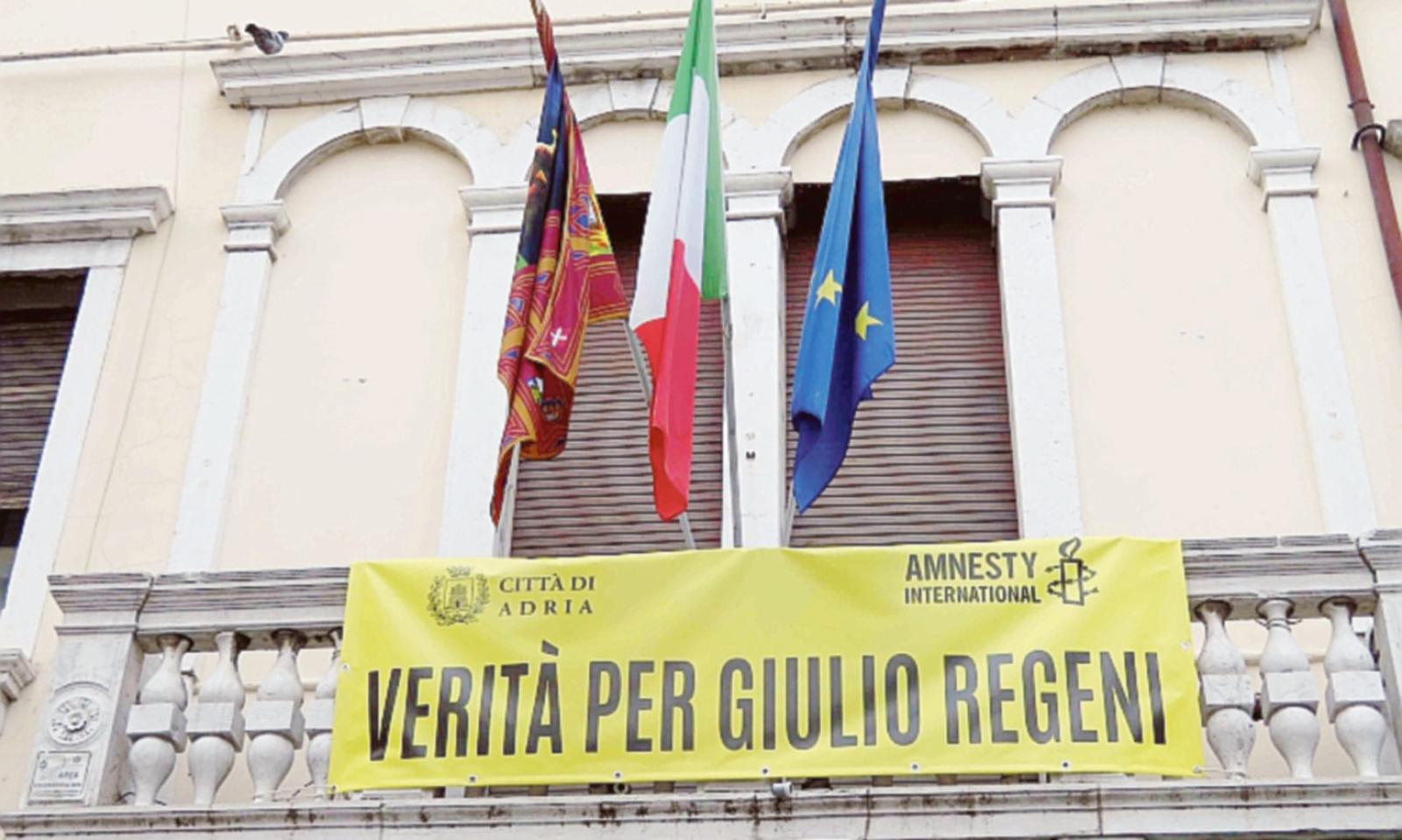 Una panchina gialla per Giulio nella citt&agrave; etrusca