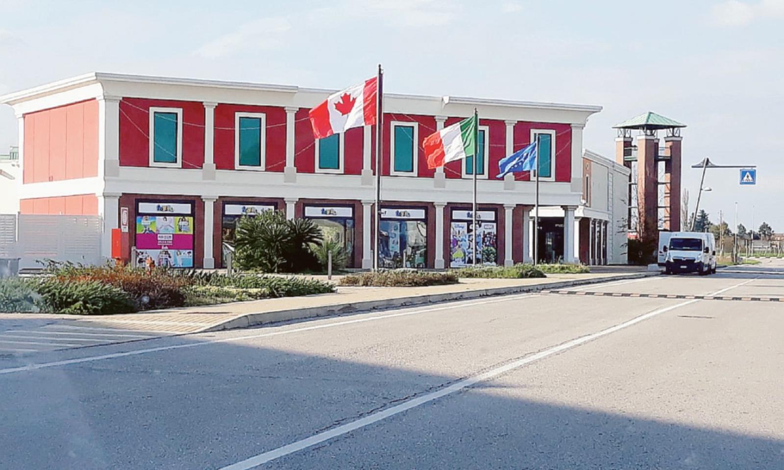 &ldquo;Nuovo&rdquo; outlet, ecco come sar&agrave;: 80 appartamenti per anziani e servizi