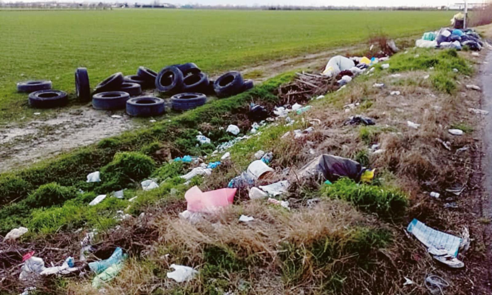 Basta discariche a cielo aperto: le piazzole verranno pulite 