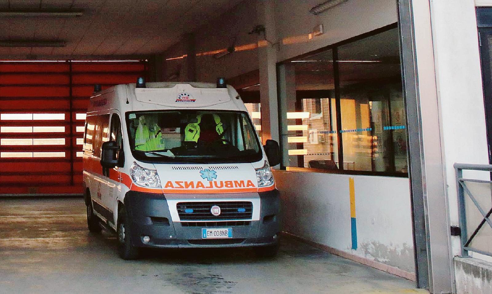 "Hanno dimesso pap&agrave; con un&rsquo;ischemia"