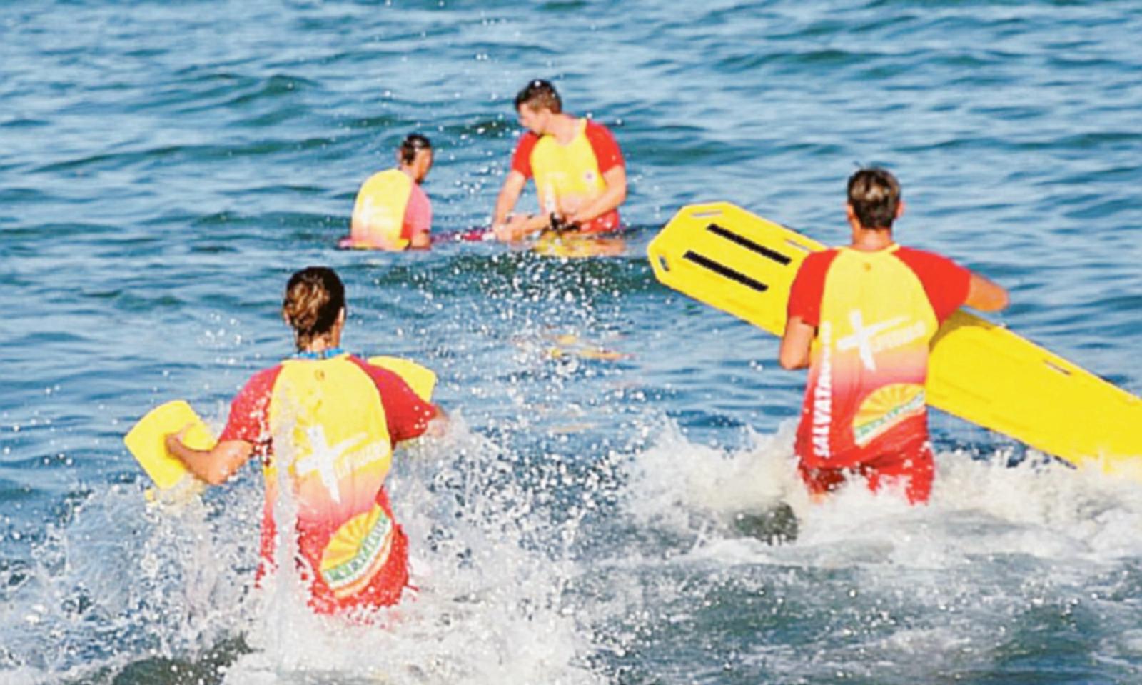 La carica degli angeli da spiaggia