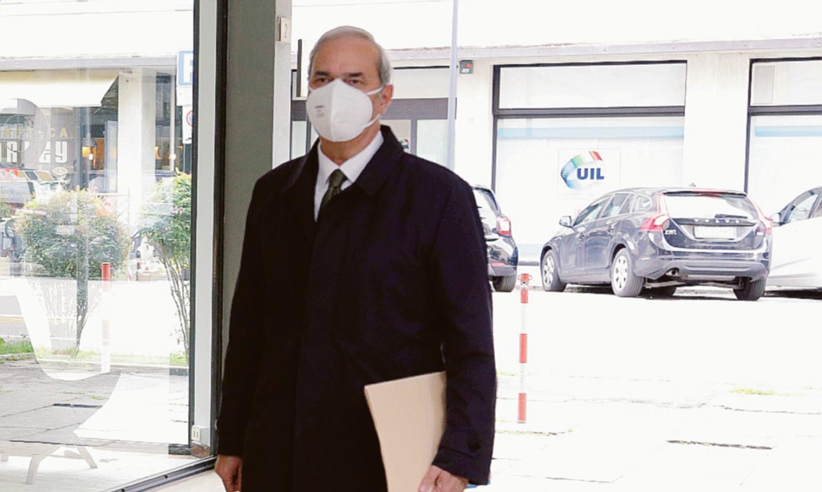 Crisi di maggioranza, civici e Pd accantonano le armi