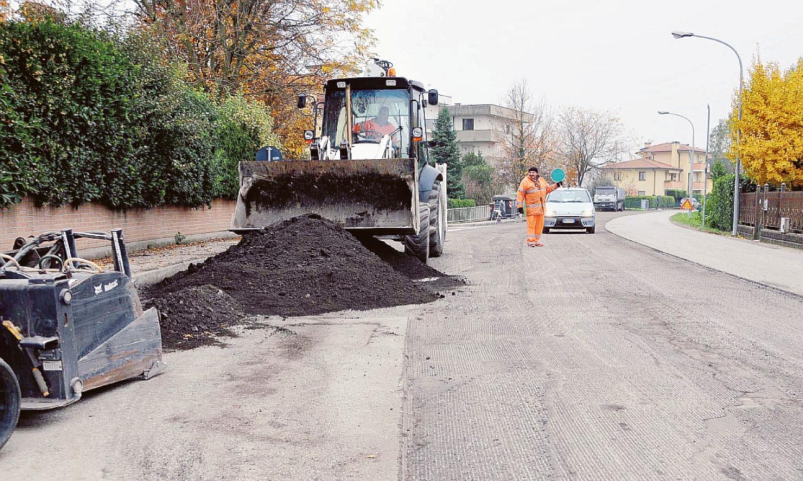 Strade provinciali, ora si asfalta