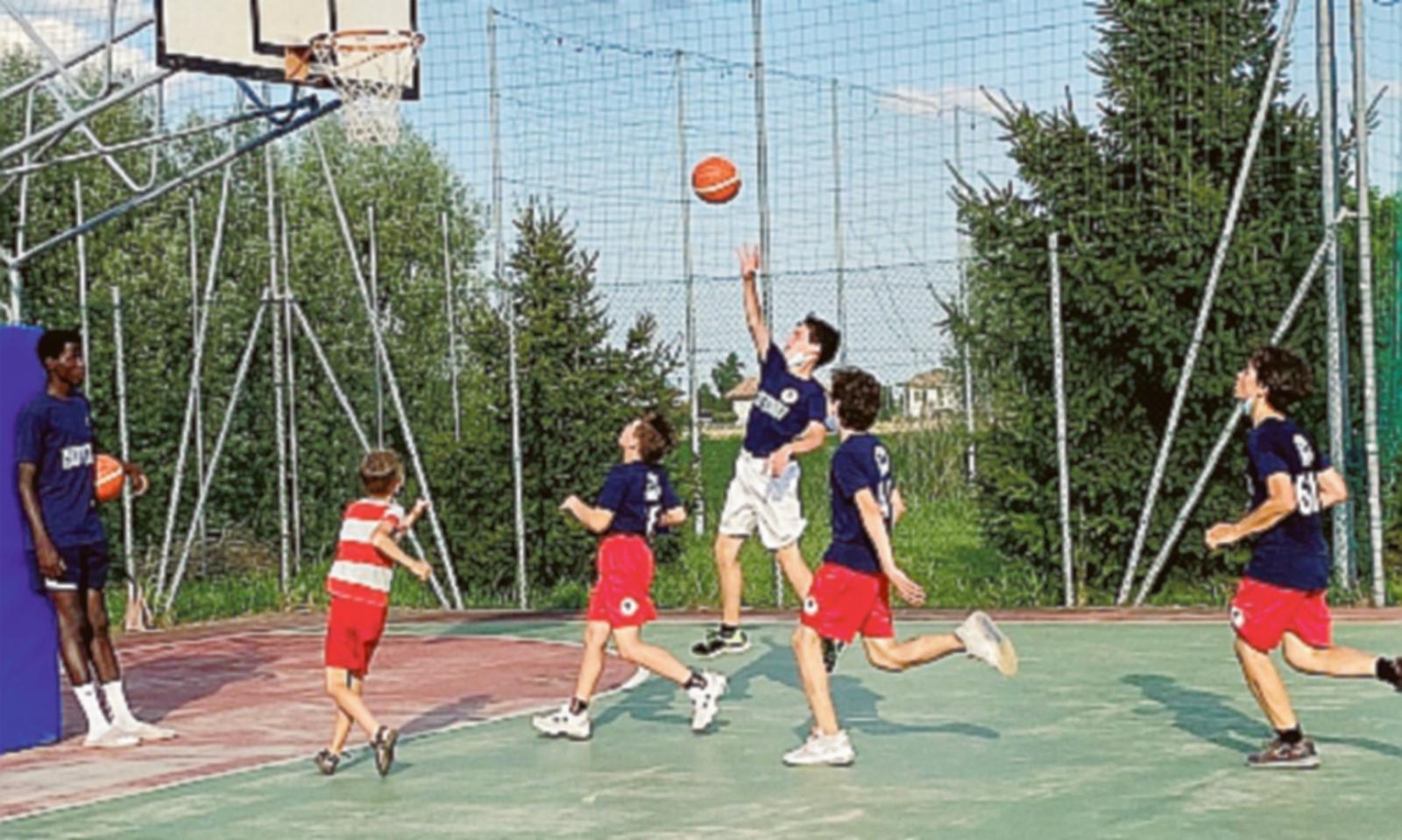 I piccoli cestisti fanno festa