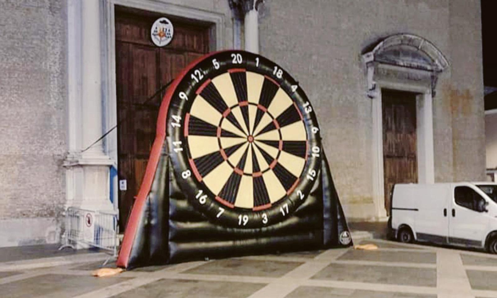 Movida tra disattenzione e maleducazione