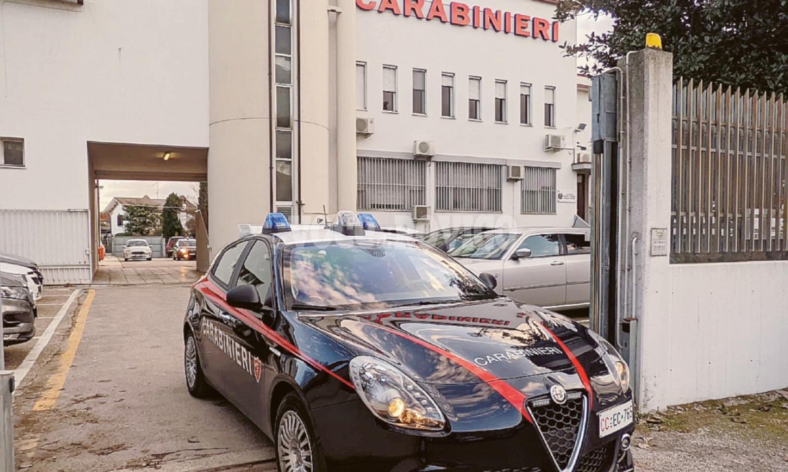 adria  carabinieri  studenti  persecuzione  denuncia  rovigo  