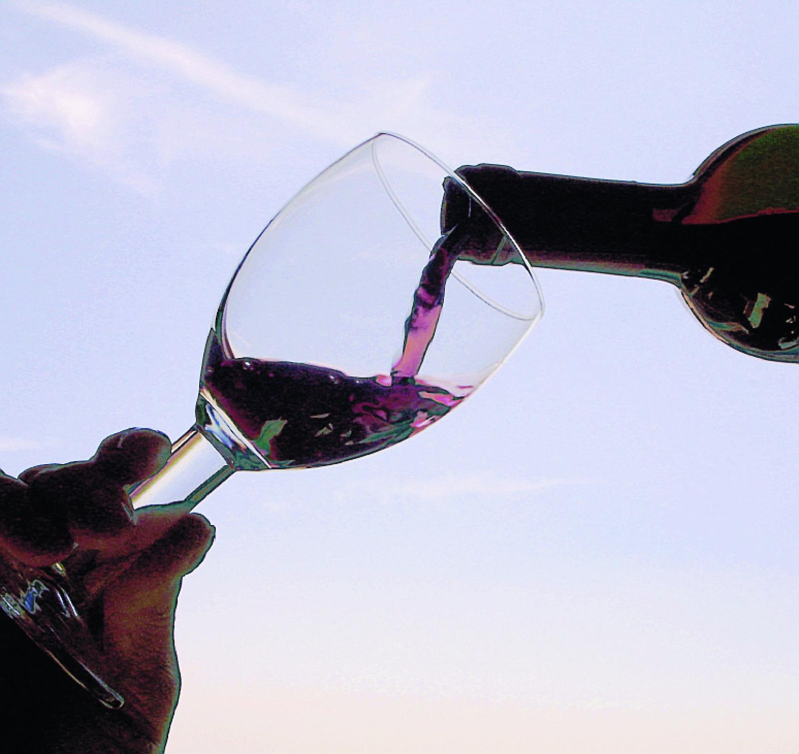 Per un&rsquo;estate sicura, vetro bandito. Multa fino a 500 euro per chi sgarra