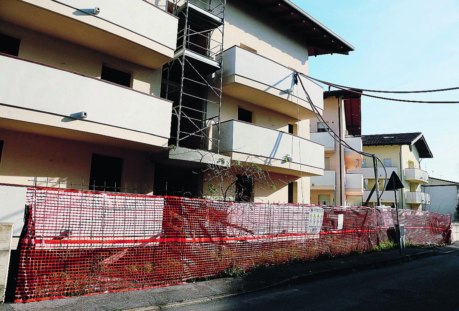 Abusi 6M, il comune rischia una causa