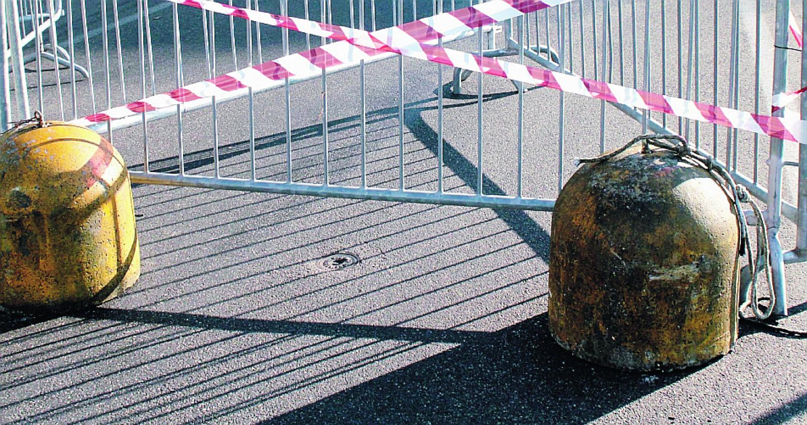 Cedimento, strada chiusa