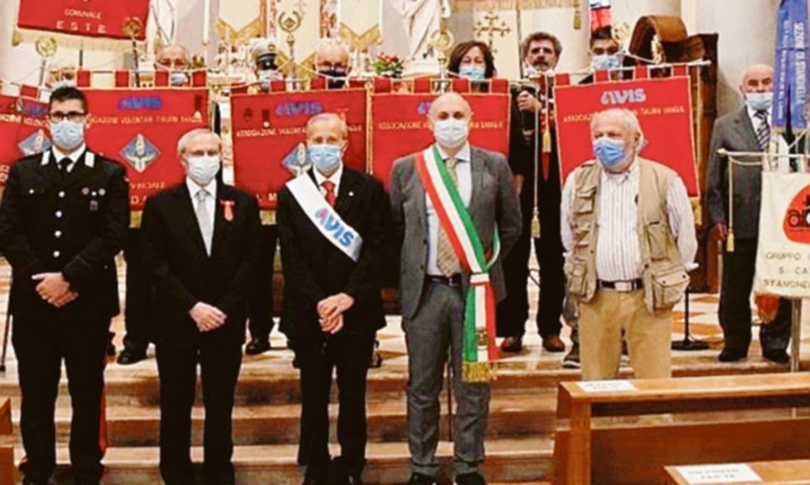 L&rsquo;Avis festeggia i volontari: medaglie ai donatori record