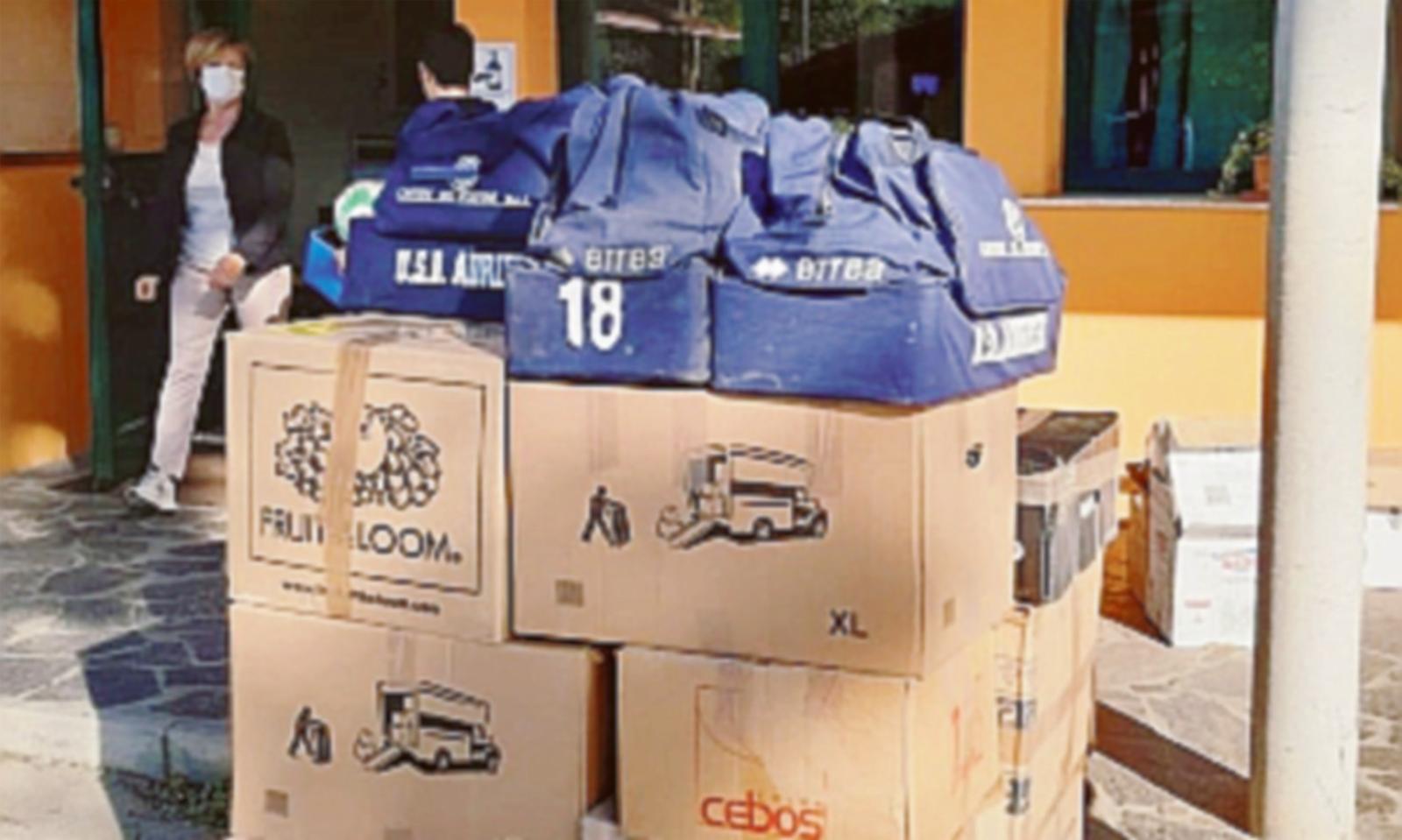 Il grande cuore del mondo sportivo dal San Giusto parte il pacco per l&rsquo;Africa