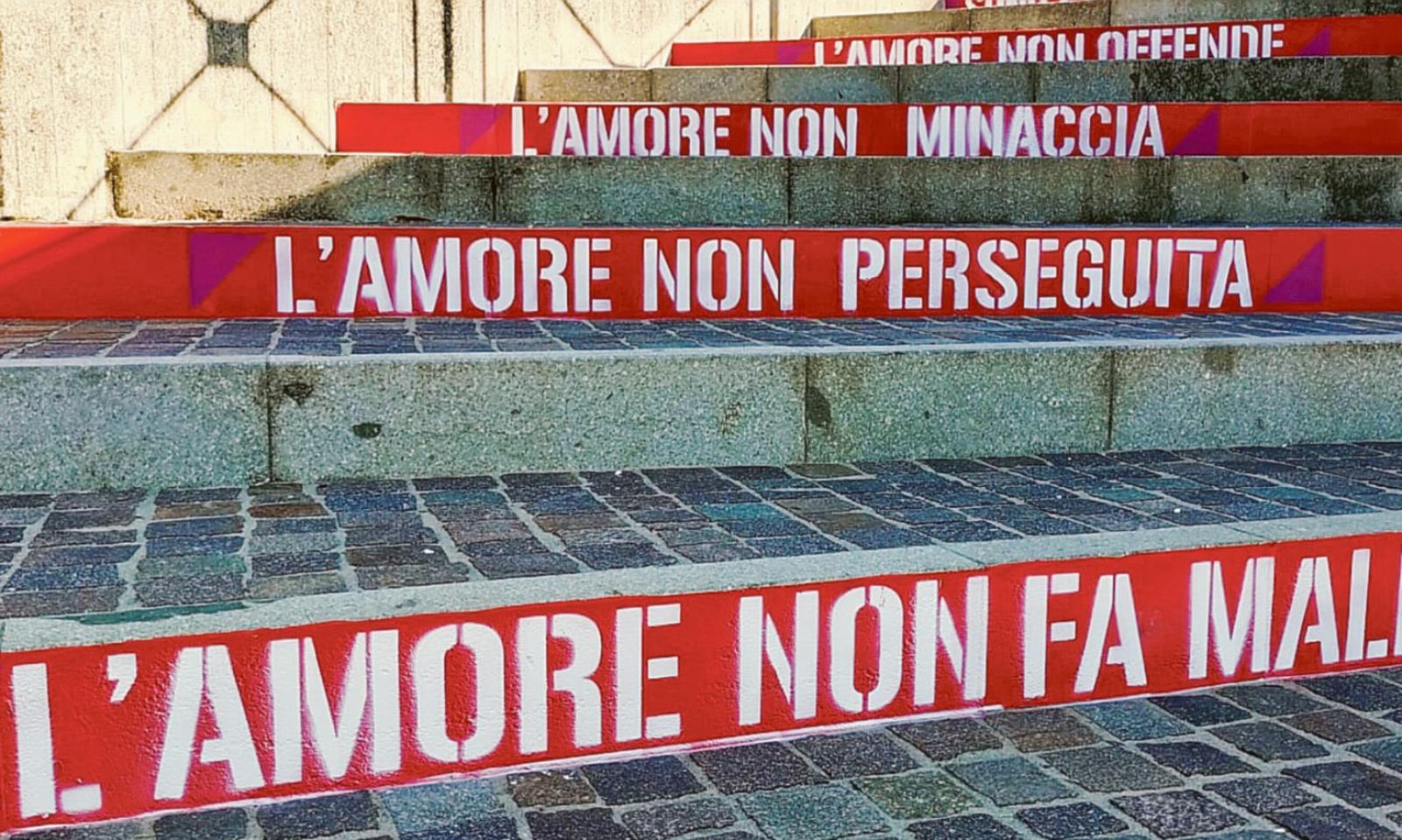 Un grido per ogni scalino: &ldquo;No!&rdquo;