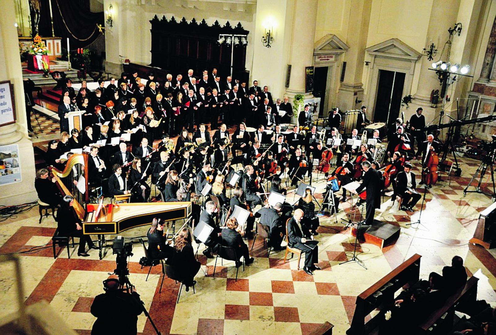 Il &ldquo;bis&rdquo; del Coro e orchestra Serafin