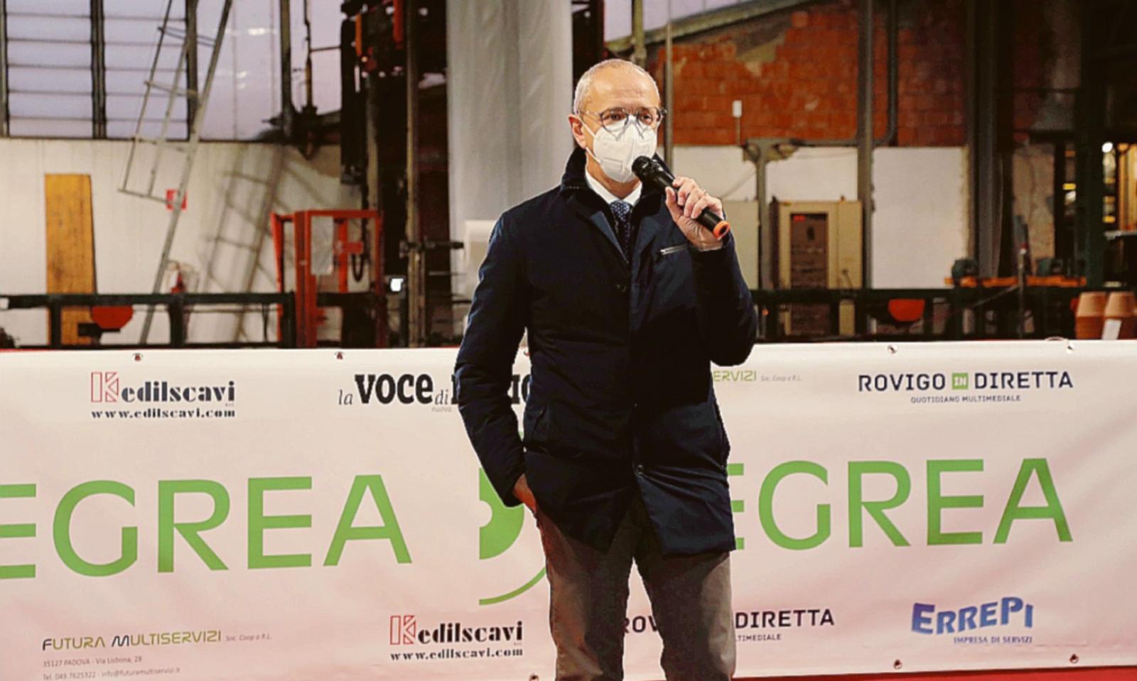 Degrea celebra 20 anni in &ldquo;famiglia&rdquo;