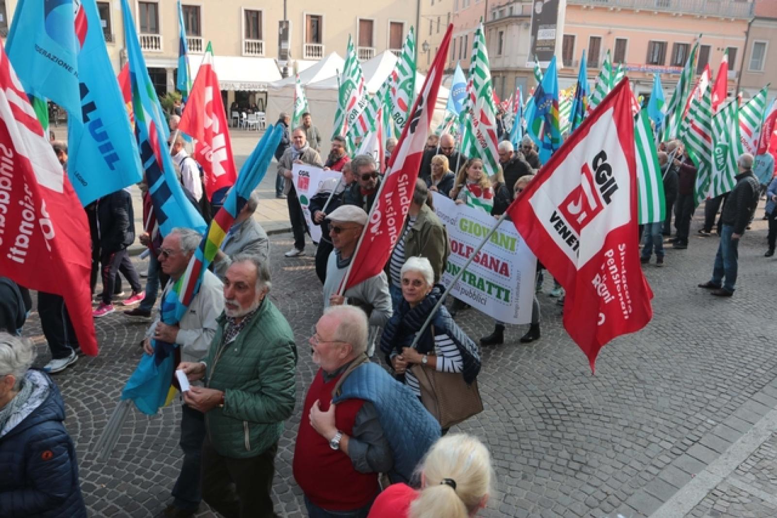 300 polesani hanno manifestato a Mestre 