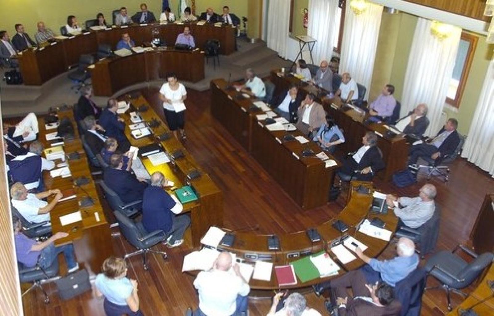 consiglio%20comunale[1].JPG