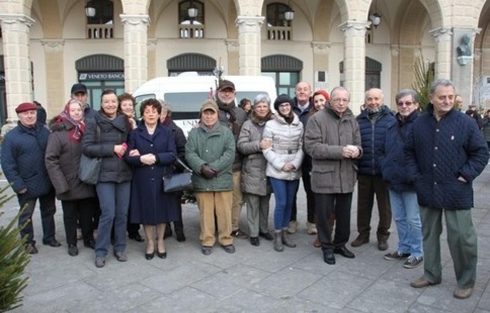 volontari centro sollievo.JPG