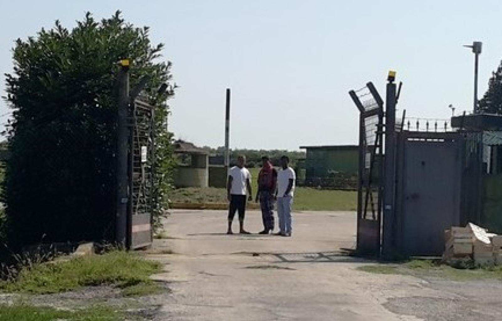 cona conetta profughi.JPG