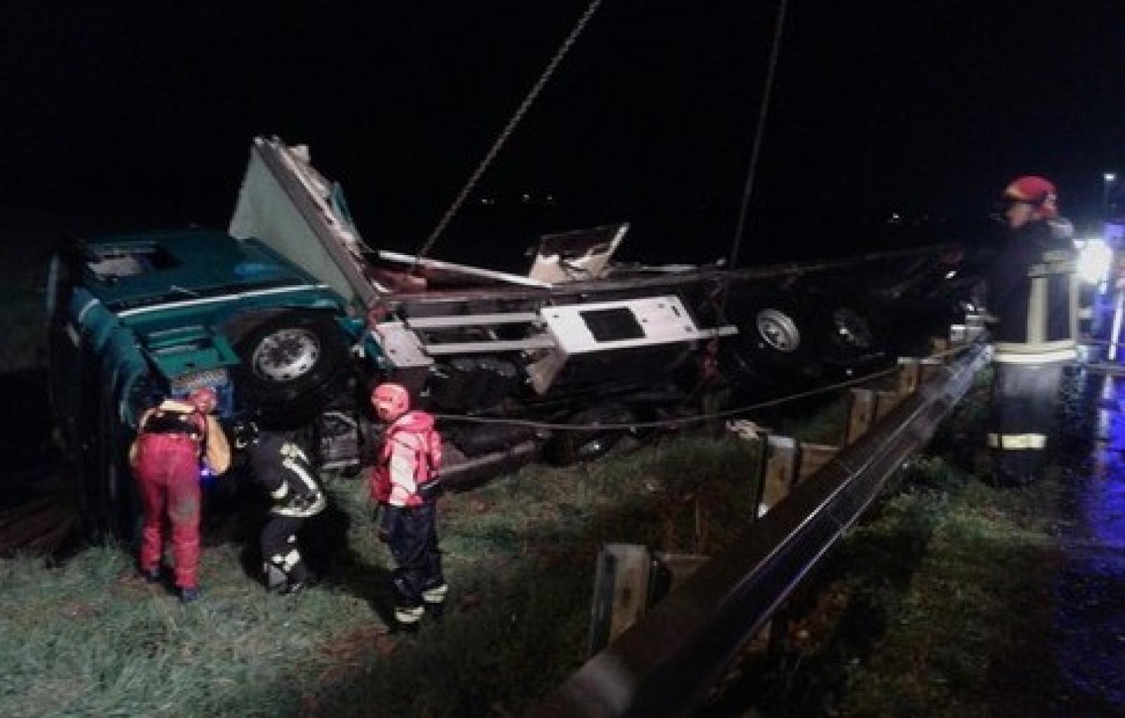 incidente camion rovesciato statale 16 palazzo ros
