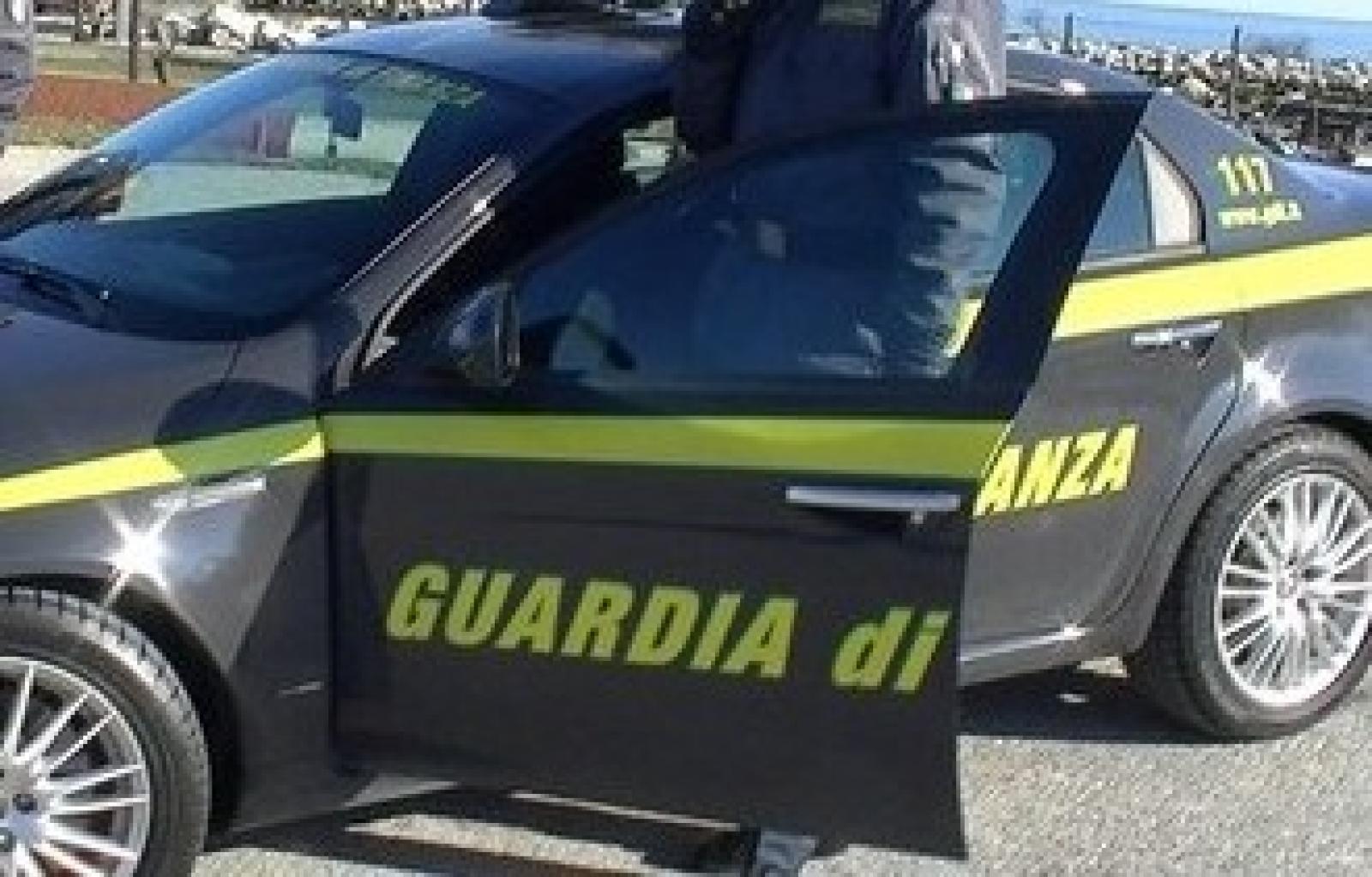 GUARDIA DI FINANZA3.jpg